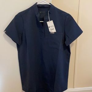 Kitale maternity scrub top